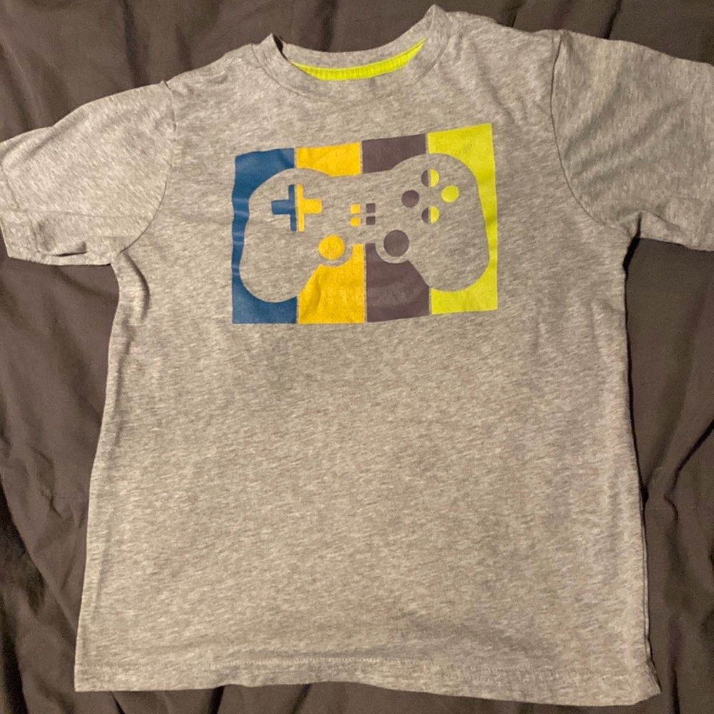 Controller shirt